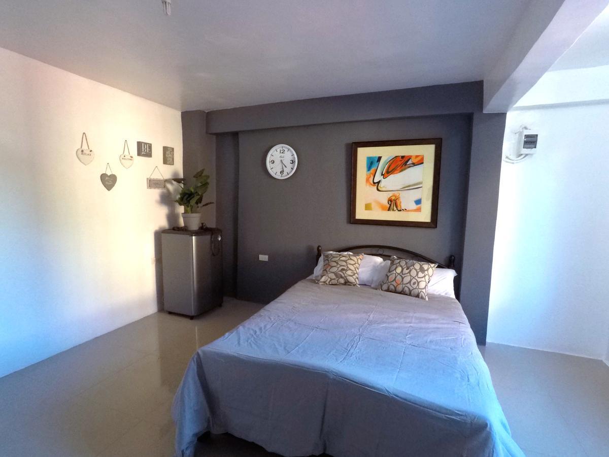 Lalyn'S Room In Quezon City Bagian luar foto